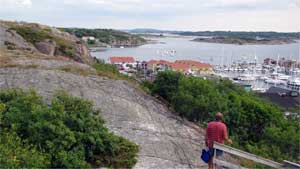 Blick vom Felsen in Grebbestad